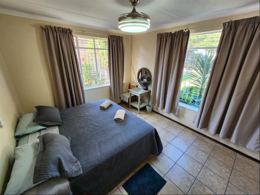4 Bedroom Property for Sale in Paradise Beach Eastern Cape